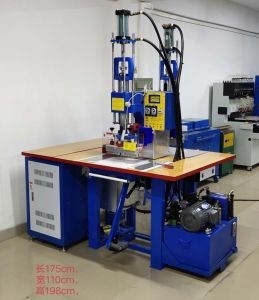 Máquina de Reboque de T-shirts e roupas 5kw PVC Semi Automático