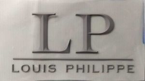 Bom preço. Vestuário em relevo Carta de carimbo personalizada Logotipo da marca on-line