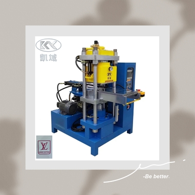 Máquina profissional de etiquetas de silicone Máquina de fabricação de etiquetas de borracha para produção de vestuário de trabalho